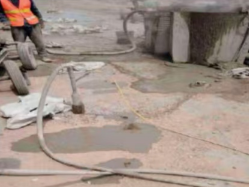 林周水泥混凝土路面板底注浆技术 路面脱空注浆整治方案